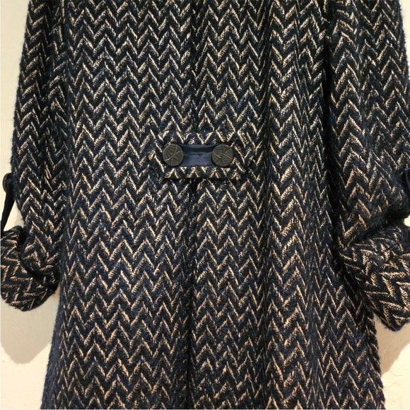 Diane Von Furstenberg "Trente Pea Coat in Navy/Tan Chevron Wool Mohair Blend - Picture 2 of 12